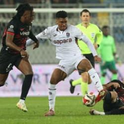 Gen&ccedil;lerbirliği-Trabzonspor ma&ccedil;ının biletleri satışta! En pahalısı 10 bin TL