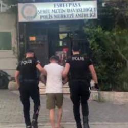 İzmir&rsquo;de 2 firari h&uuml;k&uuml;ml&uuml; yakalandı