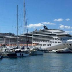 Marmaris'e kruvaziyer akını: Y&uuml;zen otellerle rekor sayıda turist bekleniyor