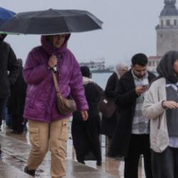 Sağanak ve fırtına T&uuml;rkiye&rsquo;yi vuracak: 39 ilde sarı kod! Meteoroloji ve Bakanlıktan uyarı