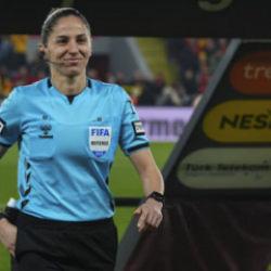 S&uuml;per Lig'in son haftasında iki ma&ccedil;ta kadın hakem g&ouml;rev yapacak