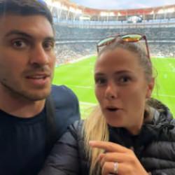Trabzonspor ma&ccedil;ını izleyen İngiliz YouTuberlar, Beşiktaş seyircisine hayran kaldı!