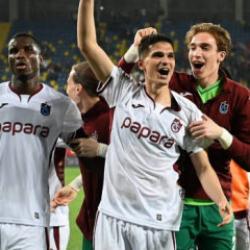 Trabzonspor, S&uuml;per Lig'den d&uuml;şecek son takımı belirleyebilir! İşte muhtemel 11'ler