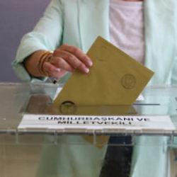 Yolsuzluklarla anılan CHP kayıplarda, AK Parti oylarını artırıyor: Yeni anket geldi