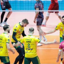 Ziraat Bankkart yarı finalde yıkıldı! Final bileti ka&ccedil;tı