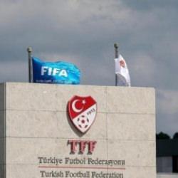 TFF genel kurul &ccedil;ağrısı yaptı