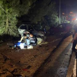 Adana'da y&uuml;rek yakan kaza: Gen&ccedil; &ccedil;ift &ouml;ld&uuml;, 4 yaşındaki kızları yaralı