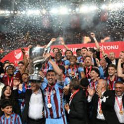 Antalya'da Fırtına esti! T&uuml;rkiye Kupası'nda zafer Trabzonspor'un
