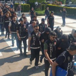 D&uuml;zce'de sahte stajyer vurgunu: 21 g&ouml;zaltı 