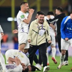 Gol sevinci g&uuml;ndem olmuştu! Ey&uuml;pspor'un oyuncusu &ouml;z&uuml;r diledi