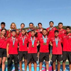 Milli sporculardan 8 altın, 9 g&uuml;m&uuml;ş ve 7 bronz madalya!