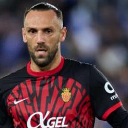 Fenerbah&ccedil;e ve Galatasaray talip olmuştu! Vedat Muriqi kararını verdi