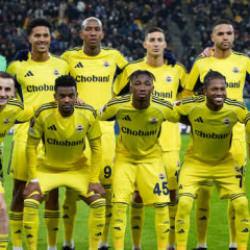 Fenerbah&ccedil;e'nin yıldızı &uuml;lkesine d&ouml;n&uuml;yor! Resmi teklif geldi