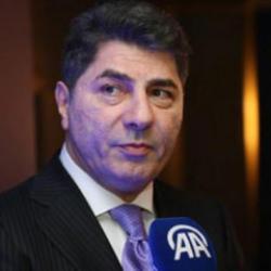 Hakan Safi'den iddialı kadro a&ccedil;ıklaması! 'Rakiplerin dizleri titreceyecek'