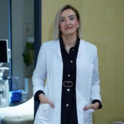Menopoz yaşı d&uuml;ş&uuml;yor! Doğurganlıkta kritik sınır 