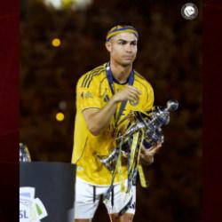 Ronaldo'nun  kupa sevincini milyonlar izledi kimse bir anlam veremedi