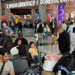 Sabiha G&ouml;k&ccedil;en ve İstanbul Havalimanı'nda bayram bereketi
