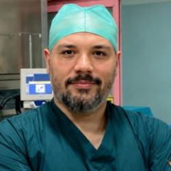 Samsun'da 37 yaşındaki beyin cerrahı &ouml;ld&uuml;! İğne detayı dikkat &ccedil;ekti 