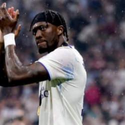 Sezona Beşiktaş ile başlayan Tammy Abraham futbol tarihine ge&ccedil;ti!