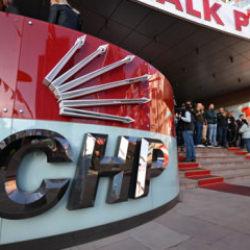Siyaset&ccedil;inin &ouml;zel hayatı ve CHP