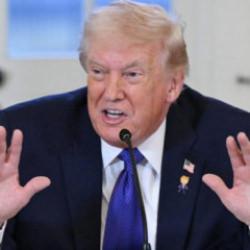 Trump 10 milyar dolarlık davadan geri &ccedil;ekildi