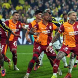 T&uuml;rk futbolunda bir devir sona erdi! TFF a&ccedil;ıkladı: O uygulamalar artık tarihe karıştı