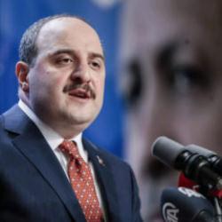 Varank'tan &Ouml;zg&uuml;r &Ouml;zel'e Kılı&ccedil;daroğlu g&ouml;ndermesi! Yakınlarına &ccedil;ağrı yaptı
