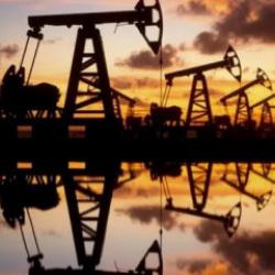 6 yılın en b&uuml;y&uuml;k kaybı! Petrol fiyatlarında anlaşma umudu