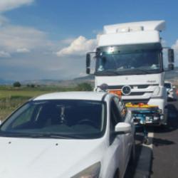 Kahramanmaraş'ta korkun&ccedil; kaza! TIR &ccedil;arptı: 1 &ouml;l&uuml;, 2 yaralı