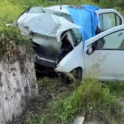 Kastamonu&rsquo;da korkun&ccedil; kaza! Otomobil duvara &ccedil;arptı: 3 &ouml;l&uuml;, 1 ağır yaralı