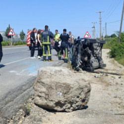 Ankarag&uuml;c&uuml;'n&uuml;n yıldızı Perker bayram tatili yolunda ailesiyle kaza ge&ccedil;irdi: 5 yaralı