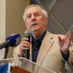 Aziz Yıldırım'ın anlaştığı golc&uuml; belli oldu! Efsane forvet geri geliyor