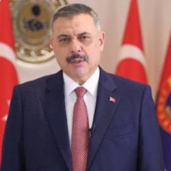 Bakan &Ccedil;ift&ccedil;i'den tatil d&ouml;n&uuml;ş&uuml;ndeki s&uuml;r&uuml;c&uuml;lere mola uyarısı