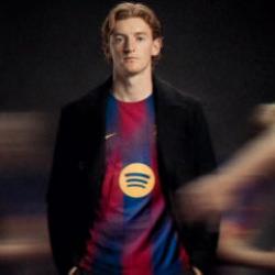Barcelona ilk transferini resmen a&ccedil;ıkladı! Bonservisi belli oldu