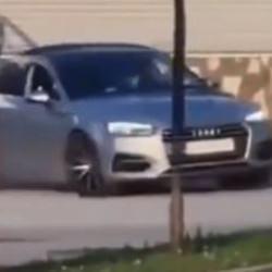 Bursa'da cadde ortasında tehlikeli şov kameraya yansıdı