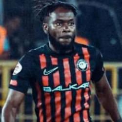 &Ccedil;orum FK'nın S&uuml;per Lig sevinci &ouml;l&uuml;m haberiyle yarıda kaldı! Attamah'ın babası vefat etti 