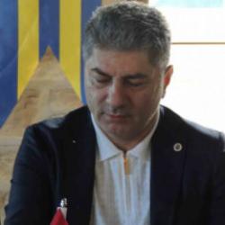 Fenerbah&ccedil;e taraftarını ayağa kaldıracak hamle! Hakan Safi, yıldız isimle temas kurdu