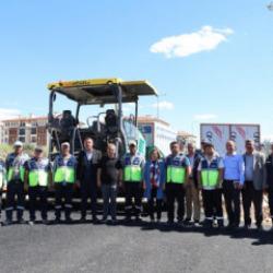Gaziantep B&uuml;y&uuml;kşehir asfalt sezonunu a&ccedil;tı
