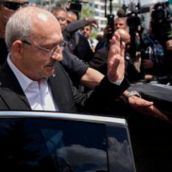 Kılı&ccedil;daroğlu'ndan maaş talimatı! Basın danışmanı duyurdu...