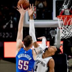 NBA'de Spurs&rsquo;tan Thunder&rsquo;a ağır darbe: Seri şimdi eşit