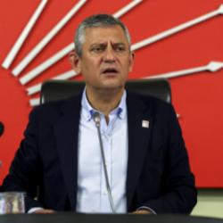 &Ouml;zg&uuml;r &Ouml;zel bayramda nerede olacağını a&ccedil;ıkladı