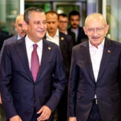&Ouml;zg&uuml;r &Ouml;zel'den CHP i&ccedil;in bomba teklif! Kılı&ccedil;daroğlu cephesinden jet hızında yanıt