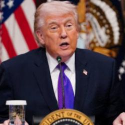 Trump'tan İran kararı: Deniz ablukası kaldırılacak!
