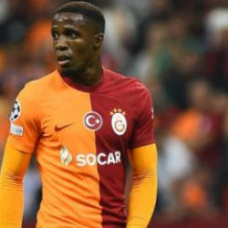 Wilfried Zaha yerine eski Fenerbah&ccedil;eli!