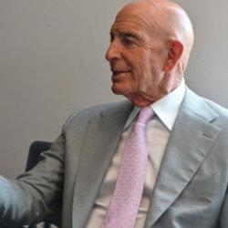 Yeni g&ouml;revi sonrası Tom Barrack'tan ilk a&ccedil;ıklama