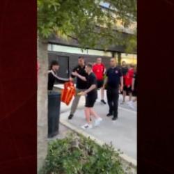 Kerem Akt&uuml;rkoğlu Galatasaray formasını g&ouml;r&uuml;nce imzalamaktan vazge&ccedil;ti
