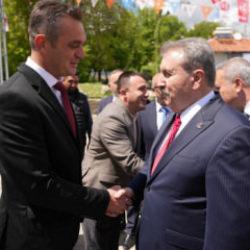 Destici&rsquo;den Kuş&ccedil;u&rsquo;da MHP se&ccedil;im ofisini ziyaret etti