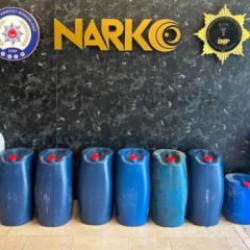 İstanbul'da 519 kilo sıvı metamfetamin ele ge&ccedil;irildi