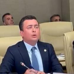 İ&ccedil;işleri Komisyonu'nda tansiyon y&uuml;kseldi: Ceset torbası ihalesi ortalığı karıştırdı