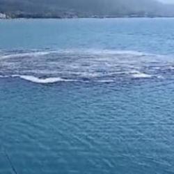 Kastamonu'da ilgin&ccedil; olay: Deniz 10 dakika boyunca kabarınca vatandaşlar panik yaşadı